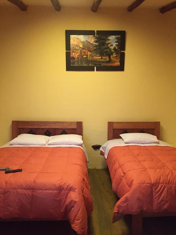 Rumi Sonqo Hostel Ollantaytambo Esterno foto