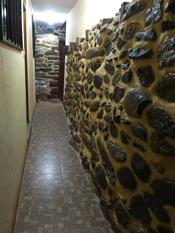 Rumi Sonqo Hostel Ollantaytambo Esterno foto