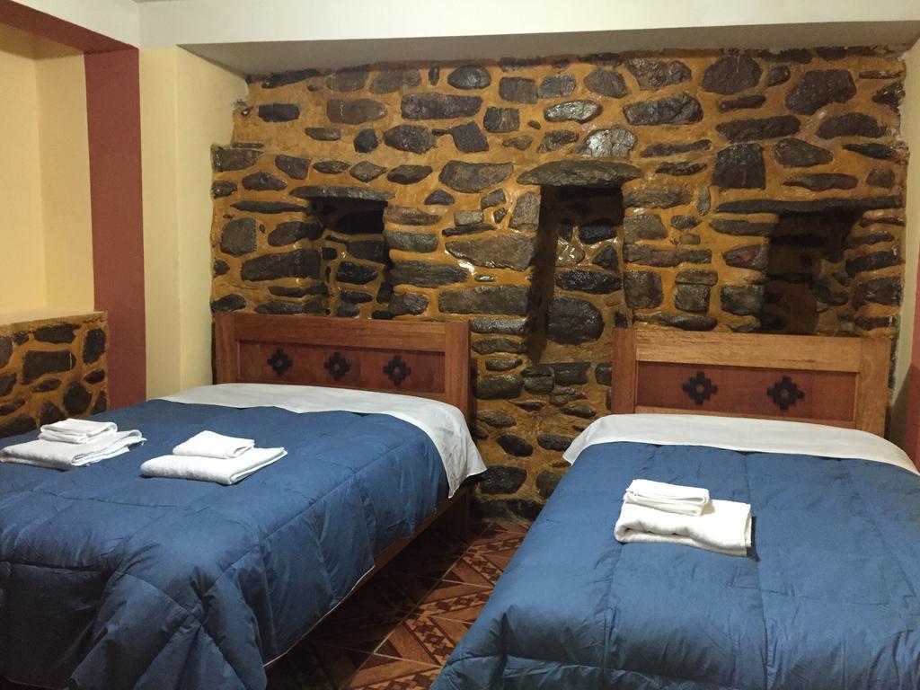 Rumi Sonqo Hostel Ollantaytambo Esterno foto