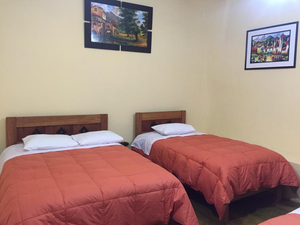Rumi Sonqo Hostel Ollantaytambo Esterno foto
